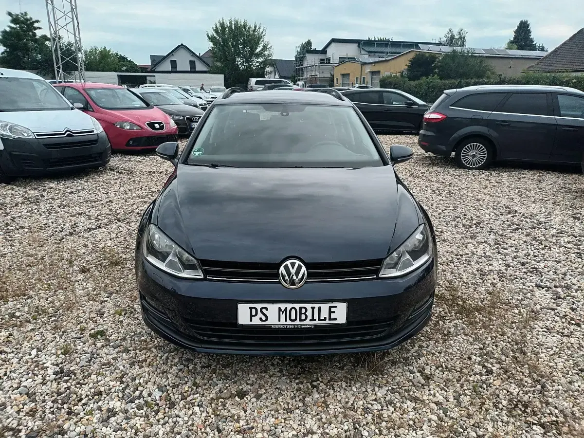 Gebraucht VW Golf VII Trendline 110 PS (80 kW) 2014 Blau Kombi