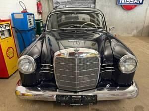 Gebraucht Mercedes 180 43 PS (31 kW) 1961 Blau Limousine