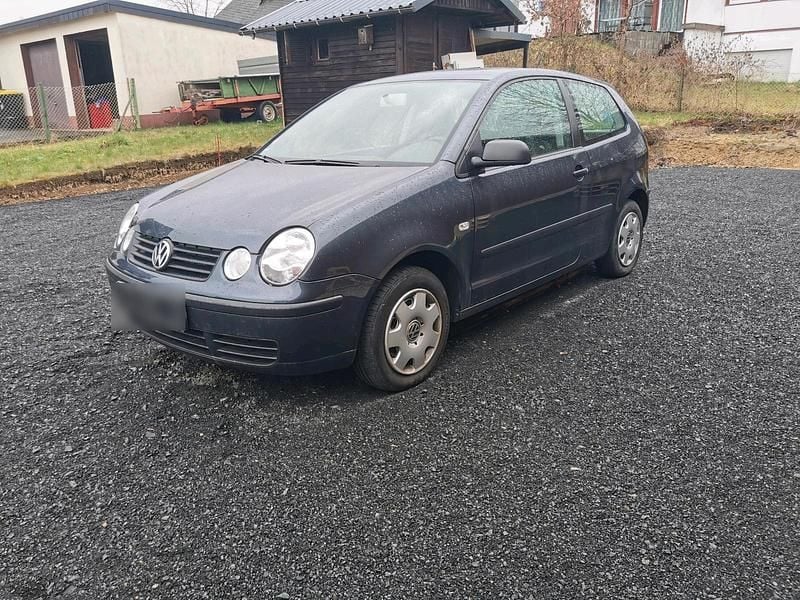 Gebraucht VW Polo 64 PS (47 kW) 2002 Grau Kleinwagen