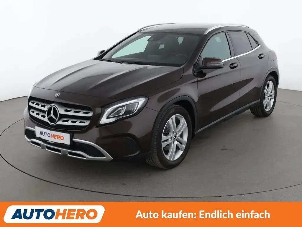 Gebraucht Mercedes GLA180 Urban 122 PS (89 kW) 2017 SUV