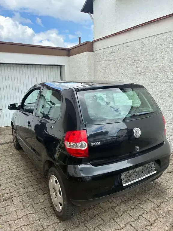 Usata VW Fox 54 CV (39 kW) 2007 Nero Utilitaria