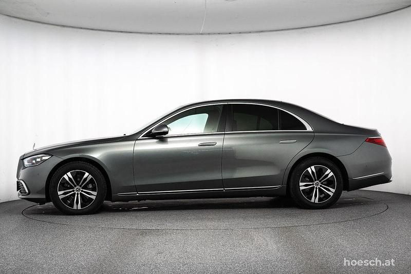 Gebraucht Mercedes S350 313 PS (230 kW) 2024 Grau Limousine