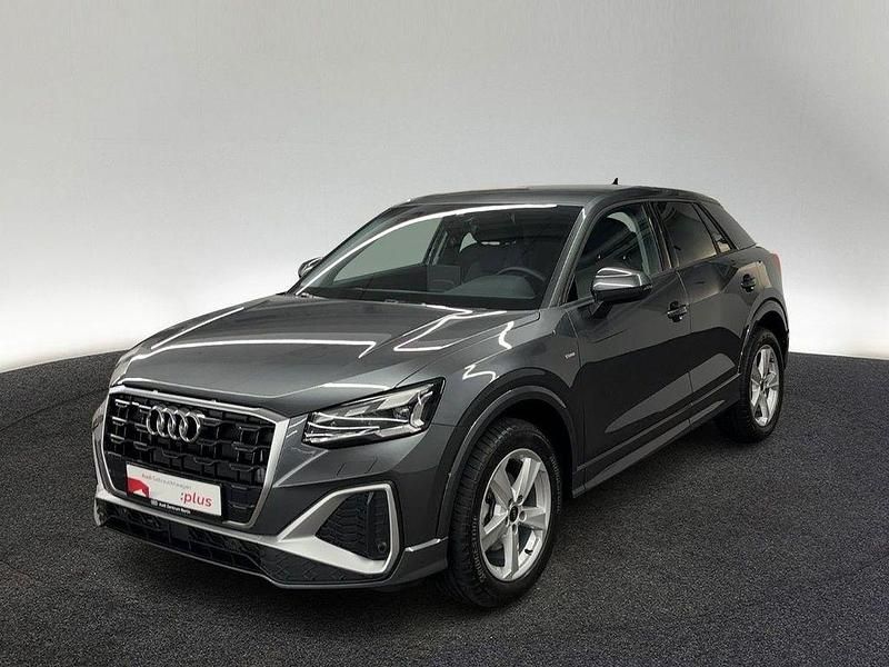 Gebraucht Audi Q2 S-Line 150 PS (110 kW) 2025 Daytonagrau perleffekt SUV