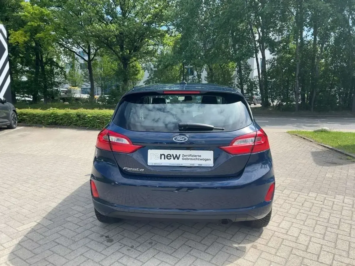 Gebraucht Ford Fiesta Cool & Connect 101 PS (74 kW) 2020 Blazerblau Kleinwagen