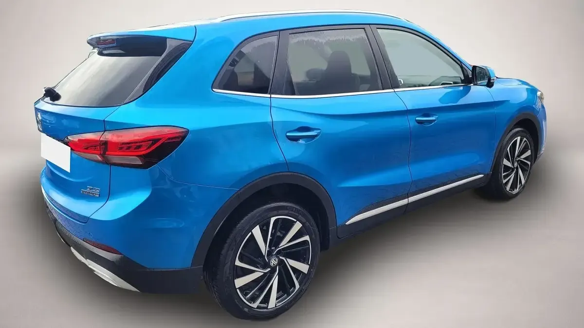 Neu MG ZS Luxury 197 PS (144 kW) 2026 Blau SUV