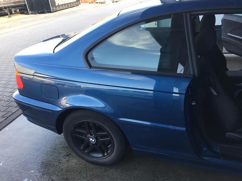 Gebraucht BMW 318 143 PS (105 kW) 2002 Blau Coupé