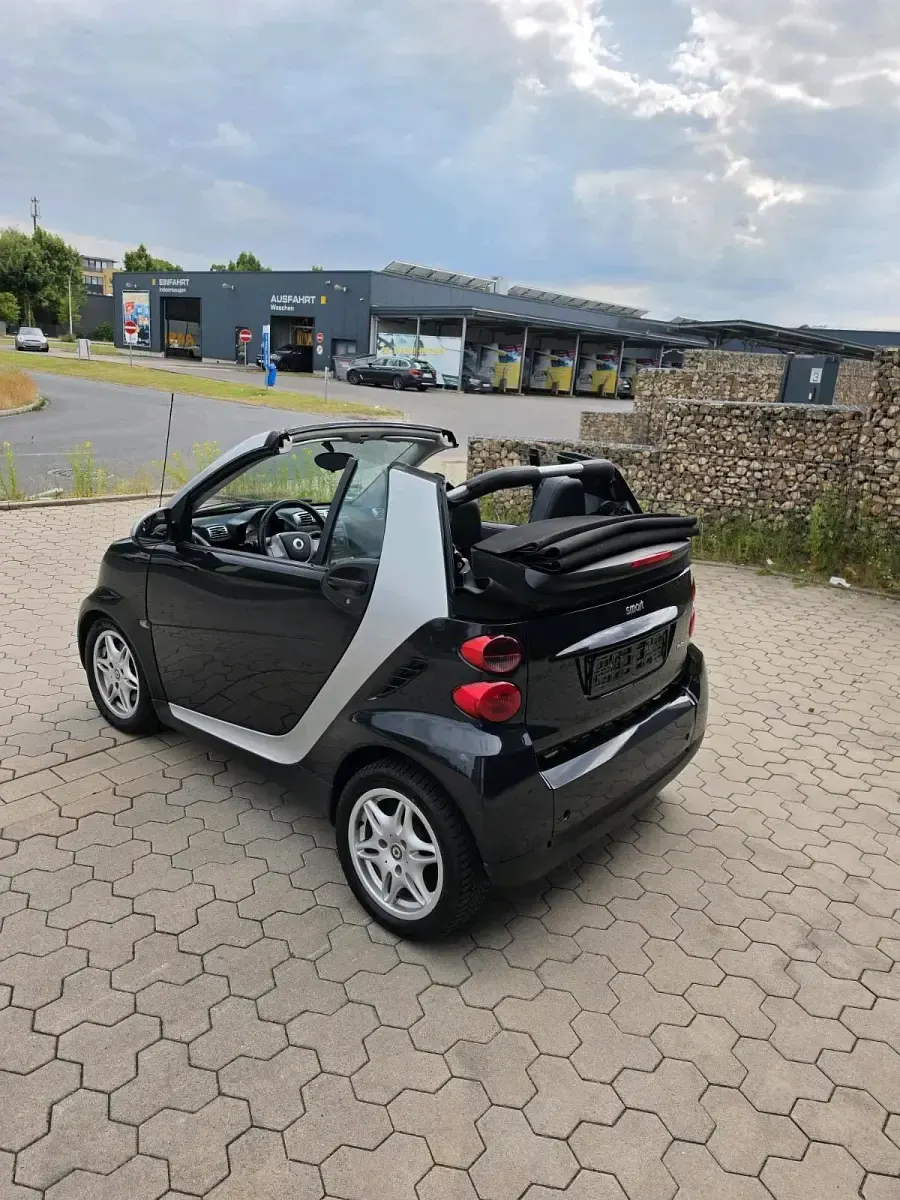 Gebraucht Smart ForTwo Cabrio 71 PS (52 kW) 2010 Schwarz Cabrio