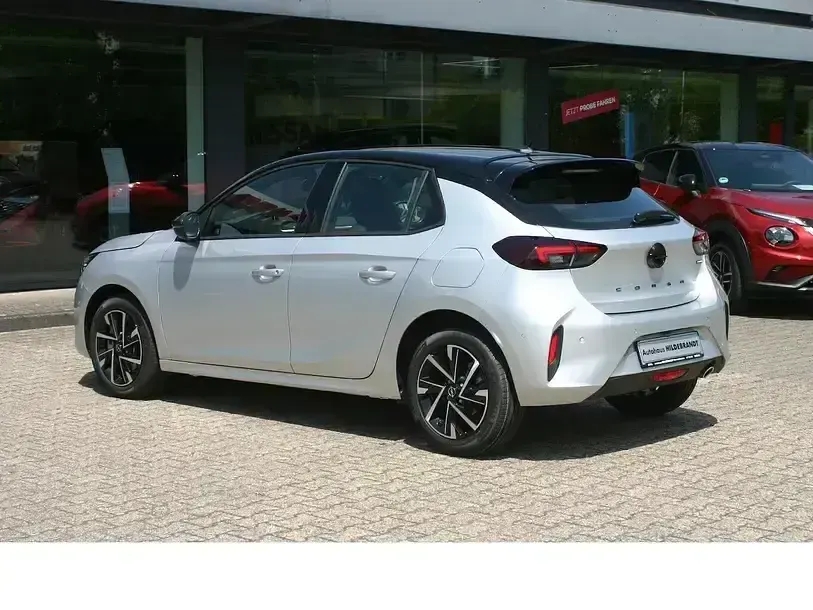 Gebraucht Opel Corsa 110 PS (80 kW) 2025 Silber Limousine