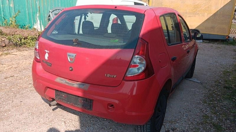 Gebraucht Dacia Sandero Lauréate 75 PS (55 kW) 2009 Rot Limousine