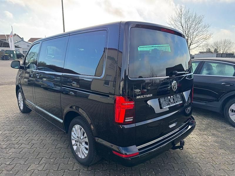 Gebraucht VW Multivan Highline 199 PS (146 kW) 2020 Schwarz Van