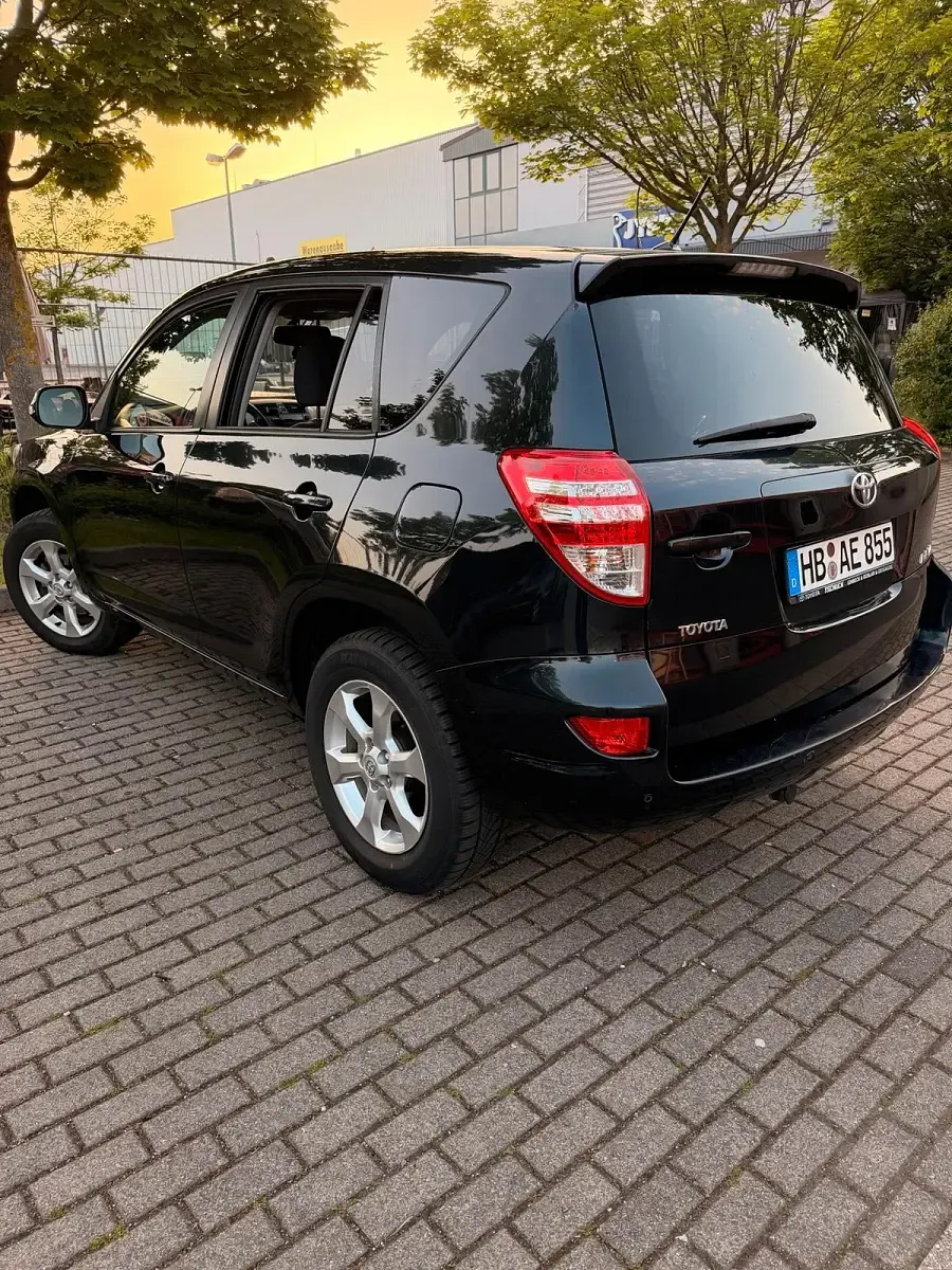 Gebraucht Toyota RAV4 158 PS (116 kW) 2010 Blau SUV