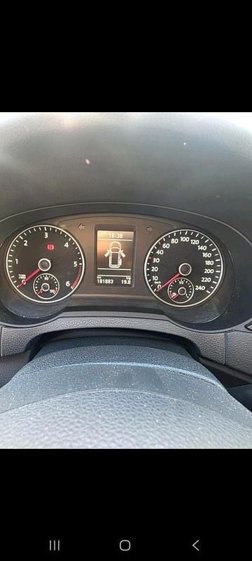 Gebraucht VW Sharan 140 PS (102 kW) 2014 Silber Van / Kleinbus