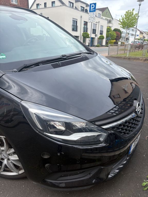 Schwarz Gebraucht 2016 Opel Zafira Tourer Business Van / Kleinbus | 14.500 € - Bild 1/4