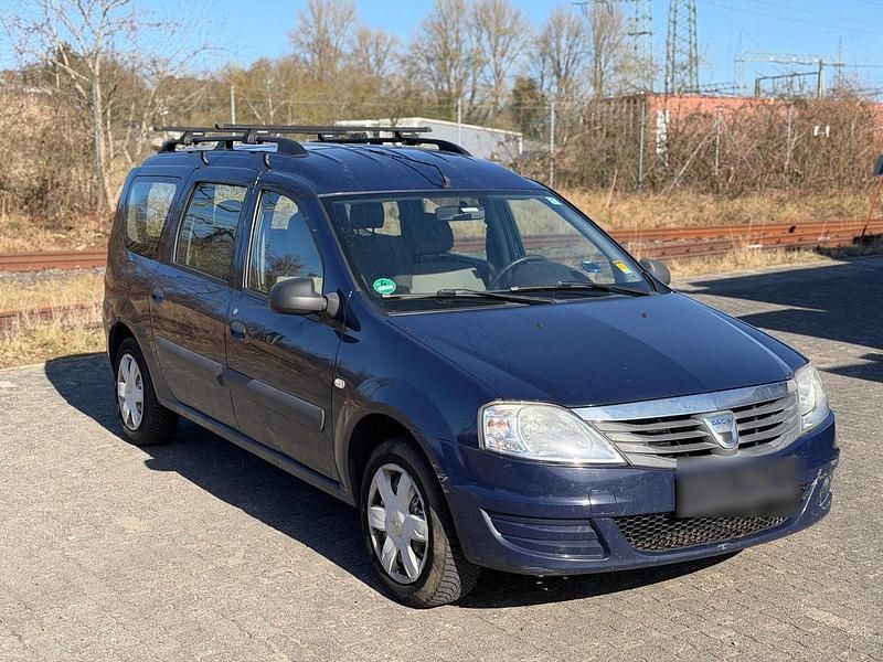 Gebraucht Dacia Logan 84 PS (61 kW) 2013 Blau Kombi