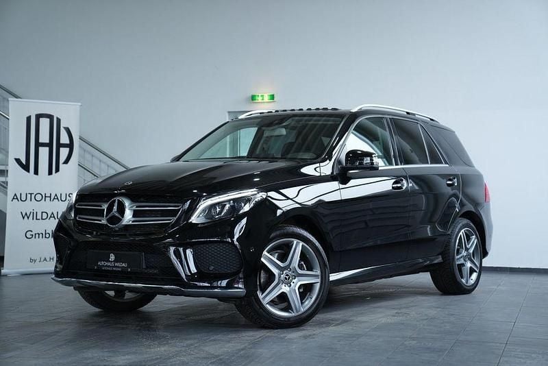 Gebraucht Mercedes GLE250 AMG line 204 PS (150 kW) 2019 Schwarz  unilack SUV