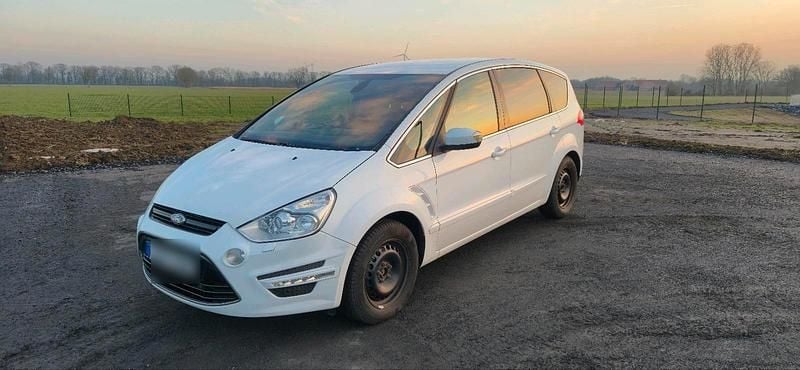 Gebraucht Ford S-MAX Titanium 200 PS (147 kW) 2014 Weiß Van / Kleinbus