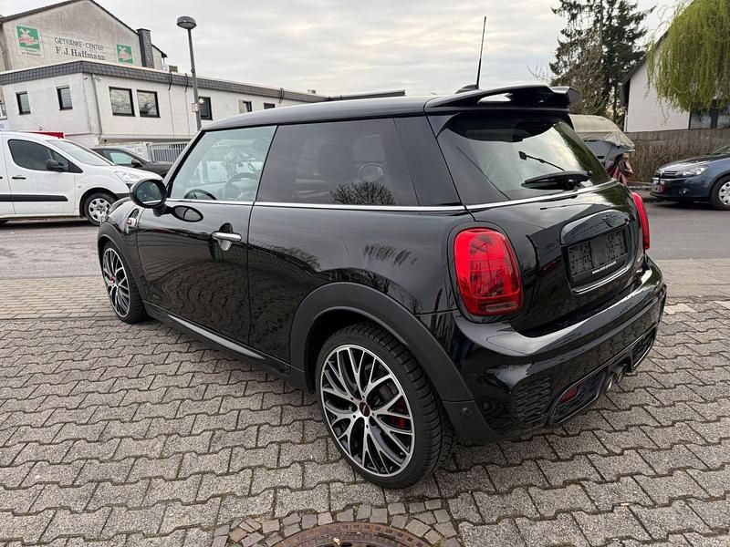 Gebraucht Mini John Cooper Works 231 PS (169 kW) 2019 Schwarz Kleinwagen