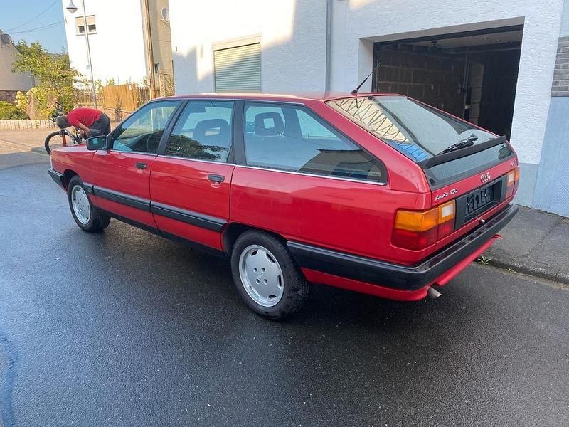 Gebraucht Audi 100 116 PS (85 kW) 1989 Rot Kombi