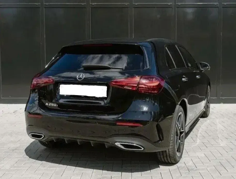 Gebraucht Mercedes A250 AMG line 160 PS (117 kW) 2022 Schwarz Kombi