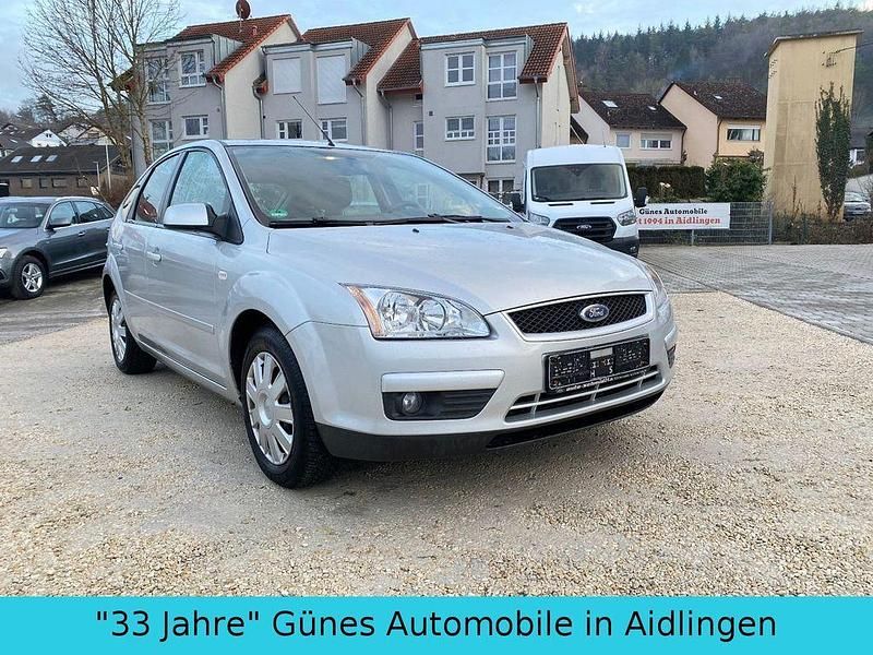 Silber Gebraucht 2008 Ford Focus Style Limousine | 2.350 € (Guter Preis) - Bild 1/4