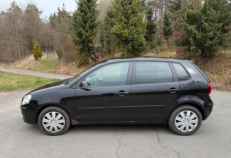 Gebraucht VW Polo 60 PS (44 kW) 2007 Schwarz Kleinwagen