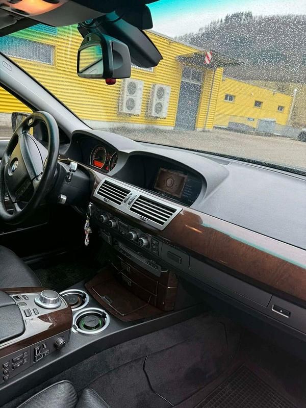 Gebraucht BMW 740 306 PS (225 kW) 2007 Schwarz Limousine