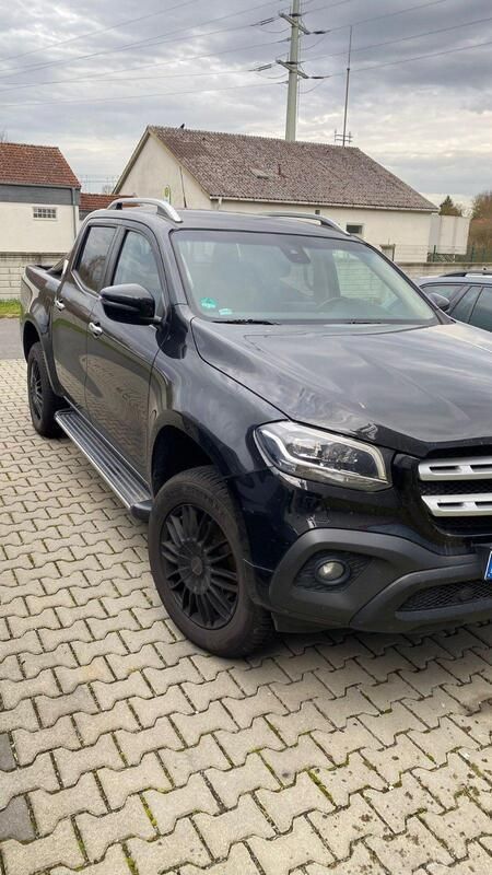 Schwarz Gebraucht 2018 Mercedes X250 Progressive Abholung | 27.000 € (Fairer Preis) - Bild 1/4