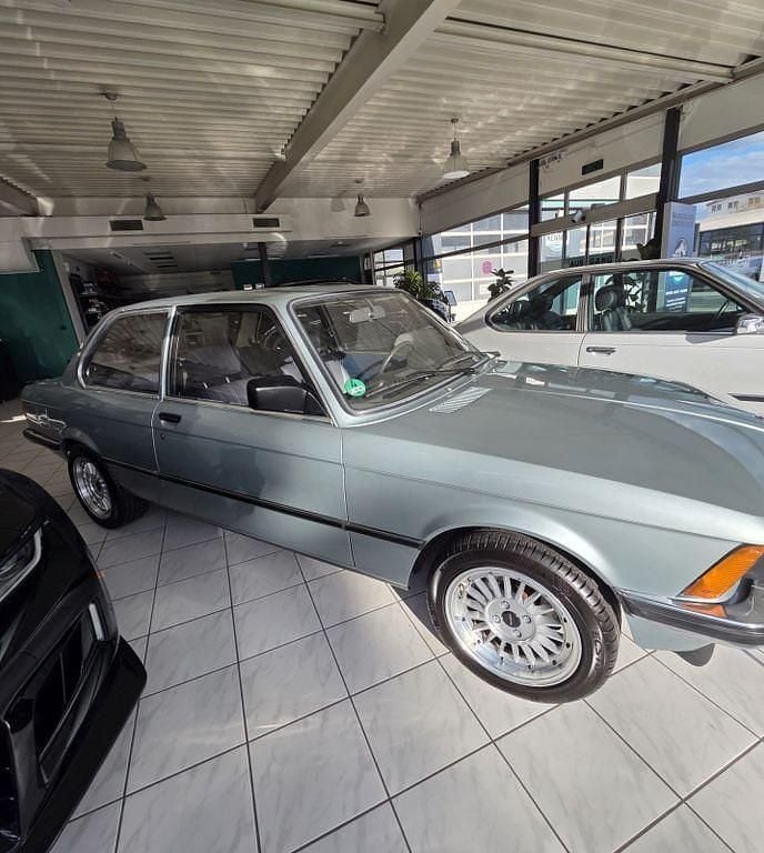 Usado BMW 315 1981 Azul Citadino