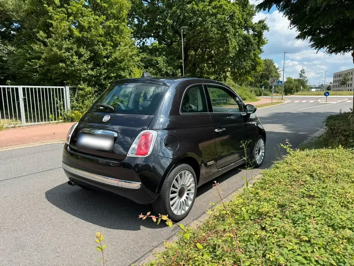 Gebraucht Fiat 500 Lounge 86 PS (63 kW) 2011 Schwarz Kleinwagen