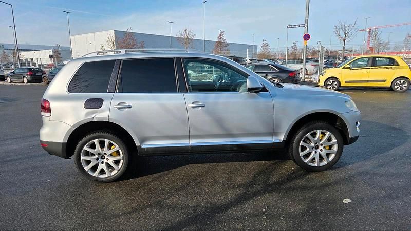 Gebraucht VW Touareg 224 PS (164 kW) 2007 Silber SUV