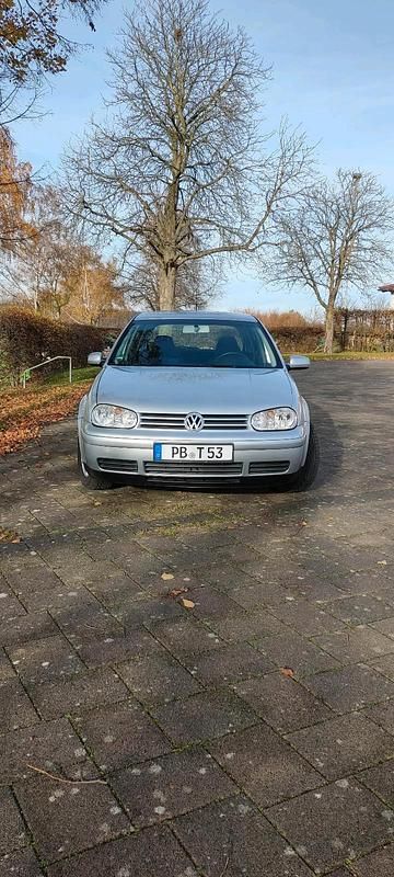 Silber Gebraucht 2001 VW Golf IV Limousine | 1.750 € (Fairer Preis) - Bild 1/4