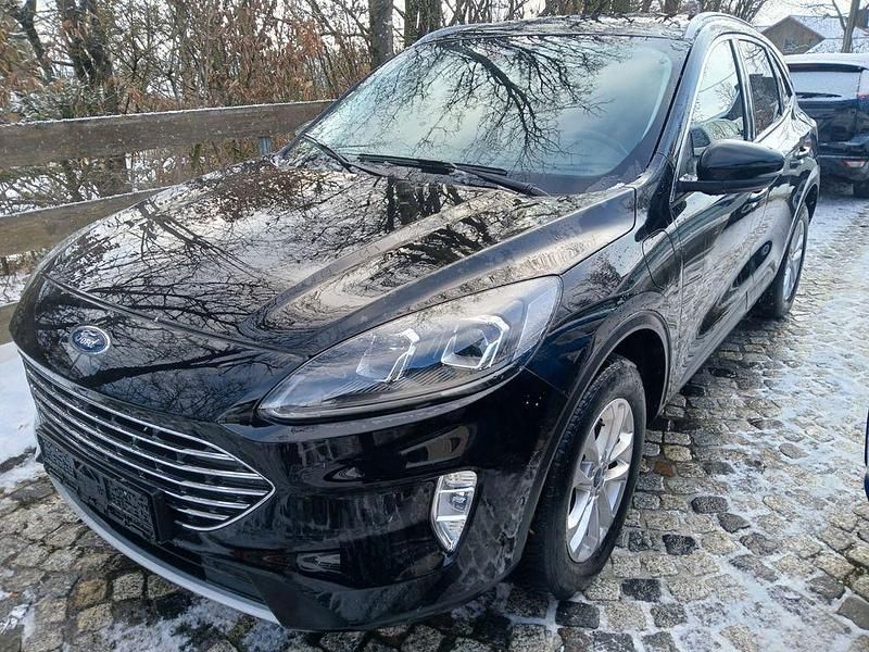 Gebraucht Ford Kuga Titanium 224 PS (164 kW) 2022 Schwarz SUV