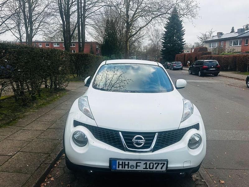 Gebraucht Nissan Juke Acenta 117 PS (86 kW) 2012 Weiß SUV