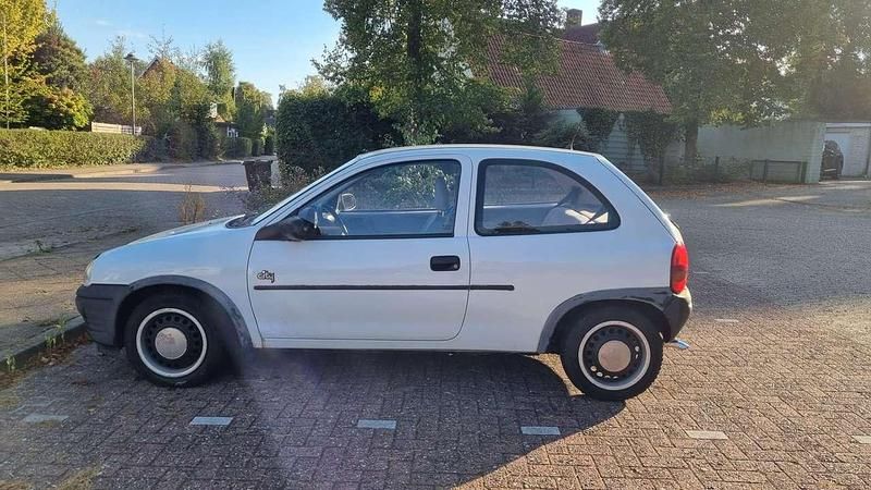 Gebraucht Opel Corsa Eco 45 PS (33 kW) 1996 Limousine