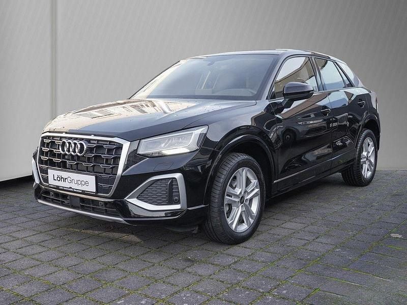 Gebraucht Audi Q2 Ambiente 150 PS (110 kW) 2022 Brillantschwarz SUV