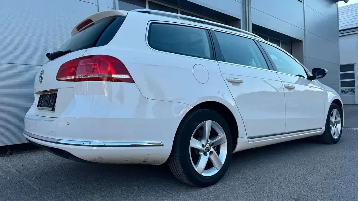Gebraucht VW Passat 170 PS (125 kW) 2012 Weiß Kombi