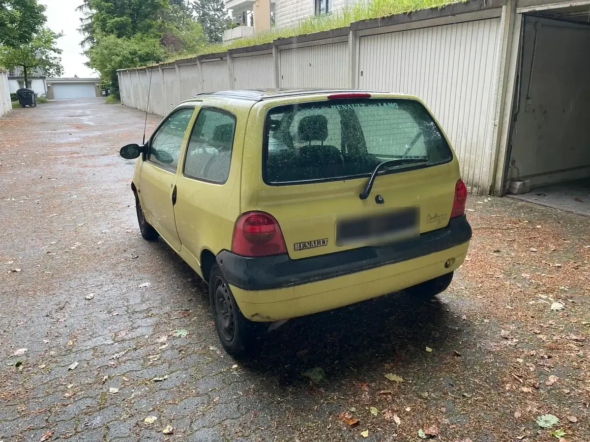 Używany Renault Twingo 60 KM (44 kW) 2000 Żółty Hatchback