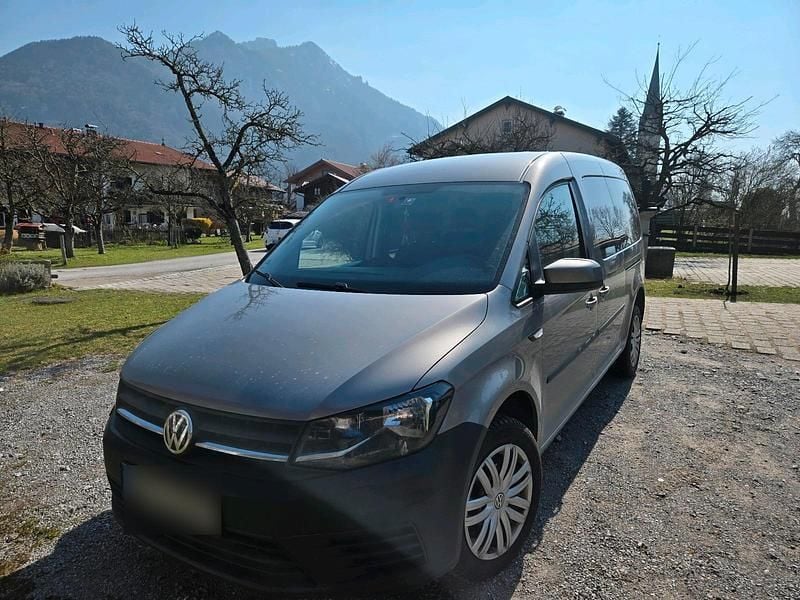Usata VW Caddy Maxi 100 CV (73 kW) 2016 Giallo Monovolume