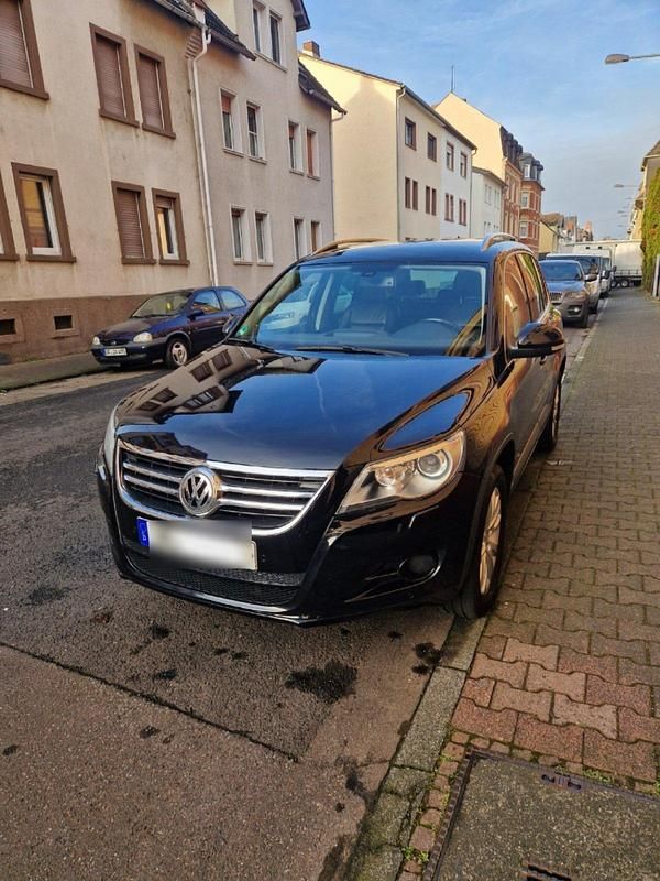 Schwarz Gebraucht 2009 VW Tiguan Sportline SUV | 9.000 € (Fairer Preis) - Bild 1/4