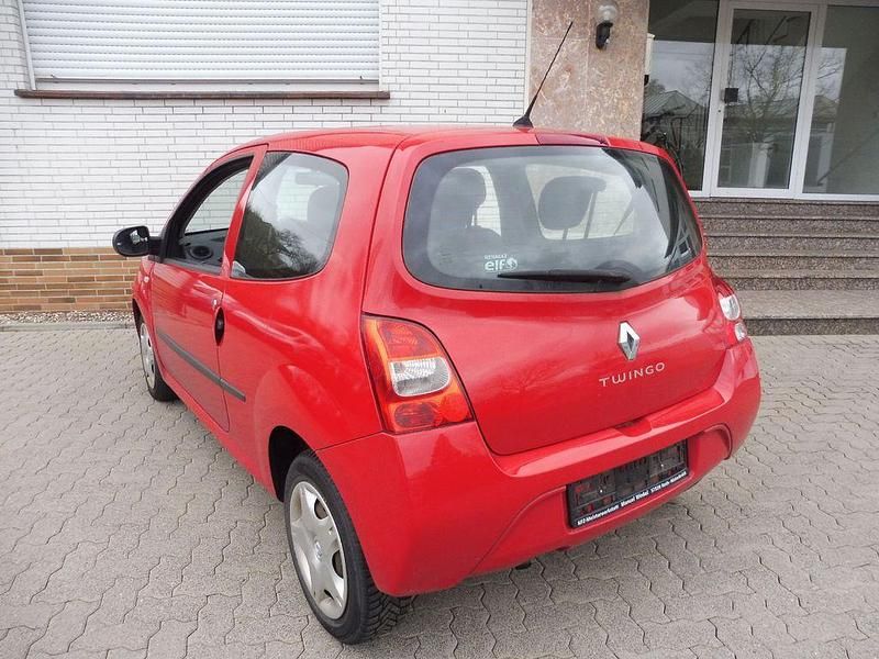 Gebraucht Renault Twingo Authentique 58 PS (42 kW) 2010 Rot Kleinwagen