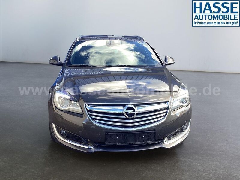 Gebraucht Opel Insignia Sport 194 PS (142 kW) 2014 Silber metallic Kombi