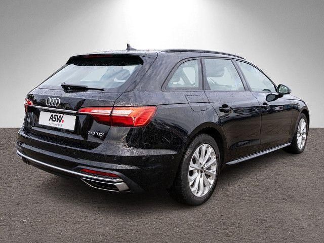 Gebraucht Audi A4 Advanced Plus 136 PS (100 kW) 2022 Brillantschwarz Kombi