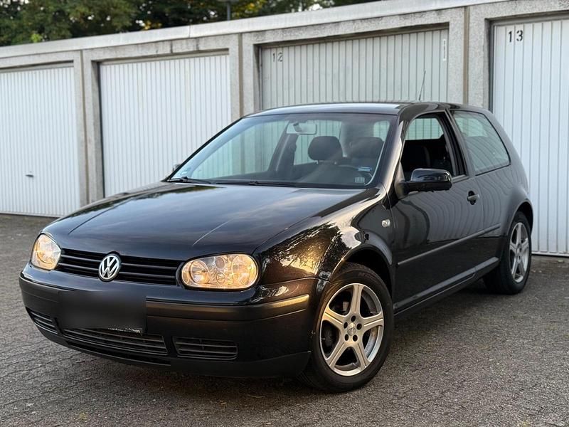 Schwarz Gebraucht 2003 VW Golf IV Ocean Coupé | 1.450 € (Fairer Preis) - Bild 1/4