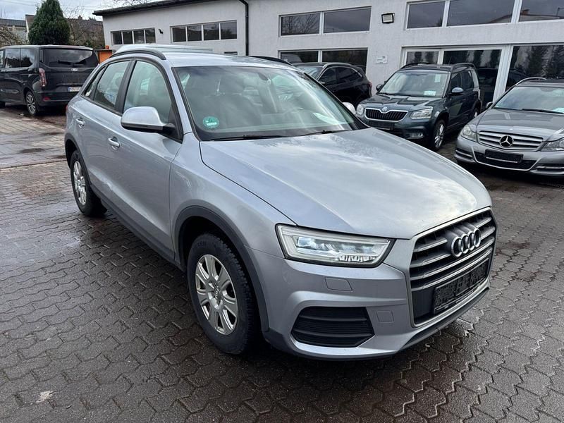Gebraucht Audi Q3 Ambiente 150 PS (110 kW) 2015 Silber SUV