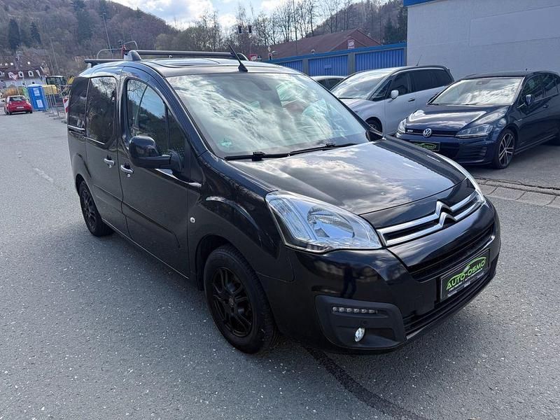 Gebraucht Citroën Berlingo SELECTION 99 PS (72 kW) 2016 Schwarz Van / Kleinbus