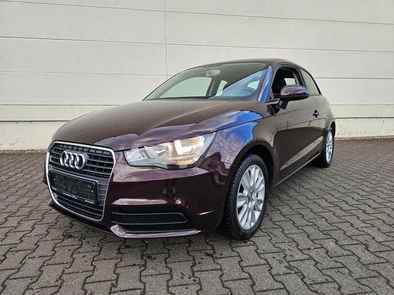 Gebraucht Audi A1 Attraction 86 PS (63 kW) 2014 Violett Kleinwagen