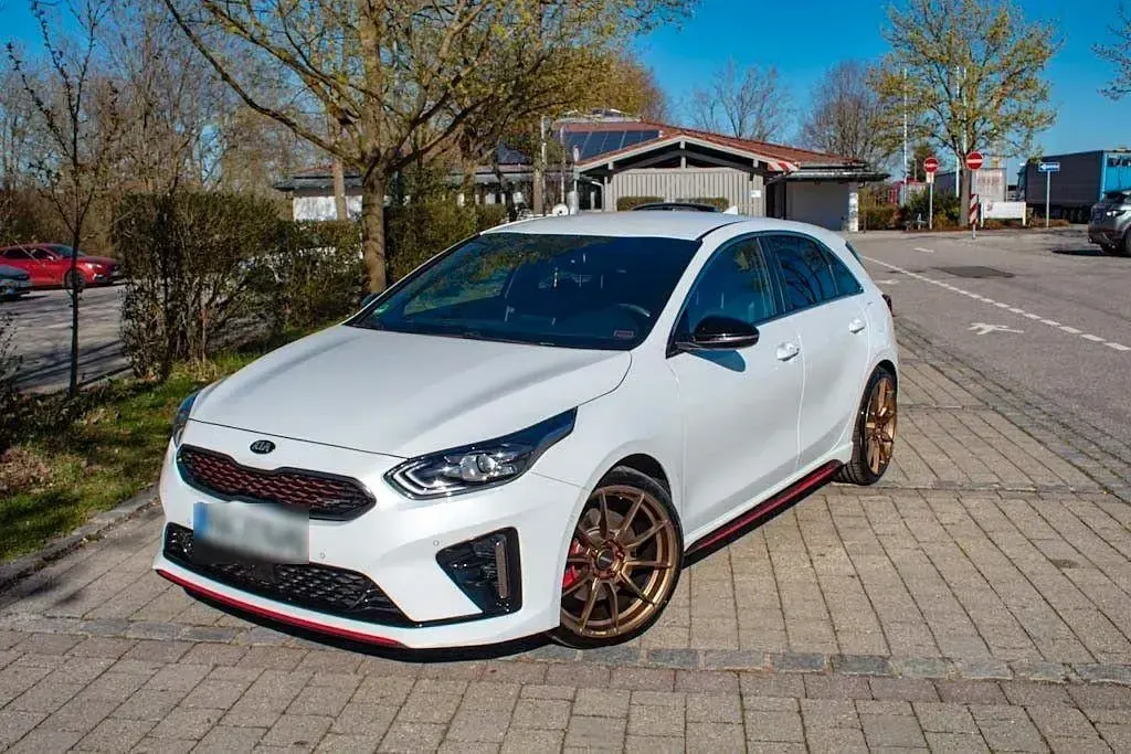 Gebraucht Kia Ceed GT GT 204 PS (150 kW) 2020 Weiß Limousine
