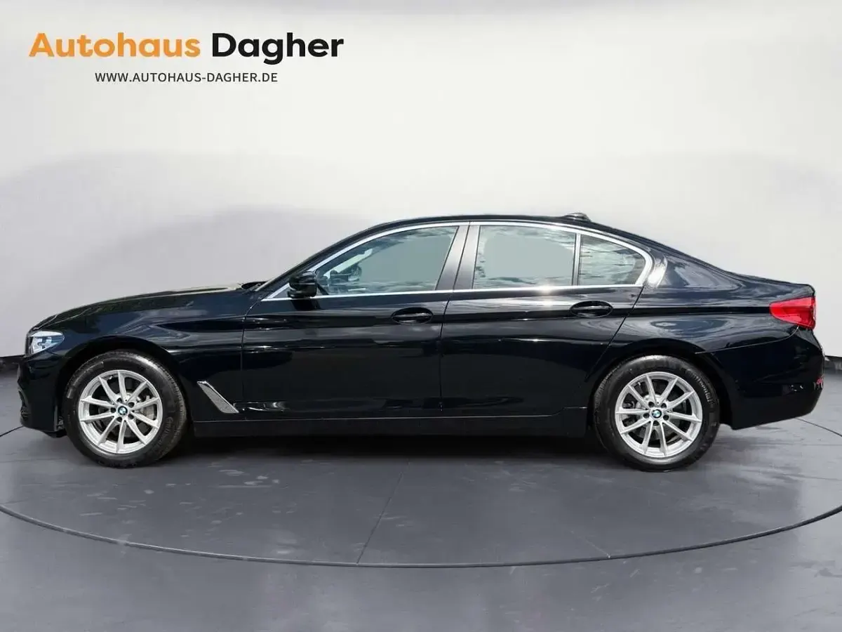 Gebraucht BMW 530 252 PS (185 kW) 2017 Schwarz ii/bonnet fluid black Limousine
