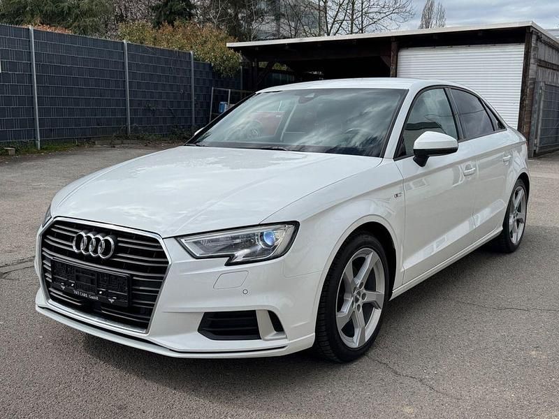 Gebraucht Audi A3 S-Line 116 PS (85 kW) 2019 Weiß Limousine