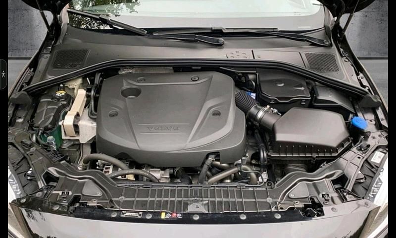 Gebraucht Volvo S60 150 PS (110 kW) 2018 Schwarz Limousine